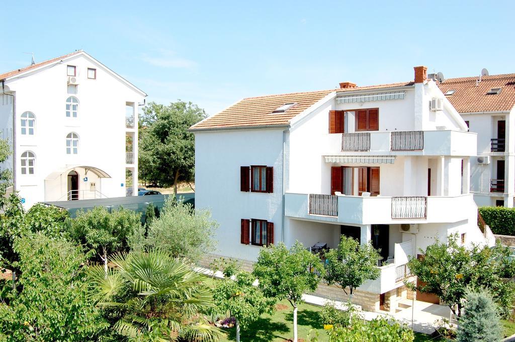Apartments Klic Malinska Exterior foto