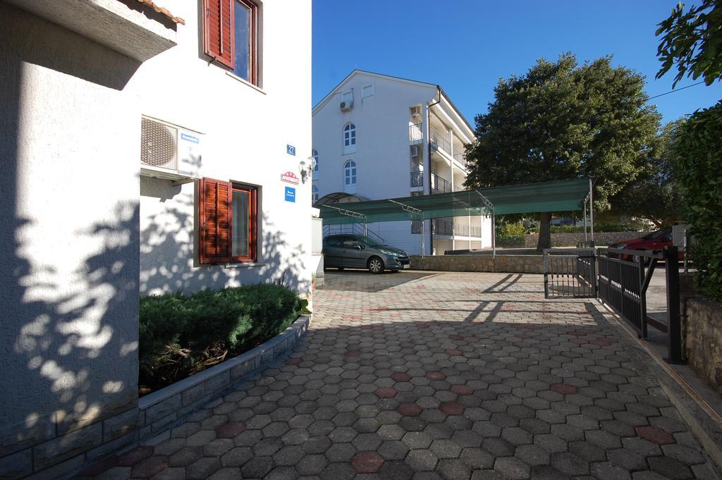 Apartments Klic Malinska Exterior foto